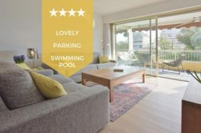 2-Br Apartment with pool & garage - 10 min walk to center